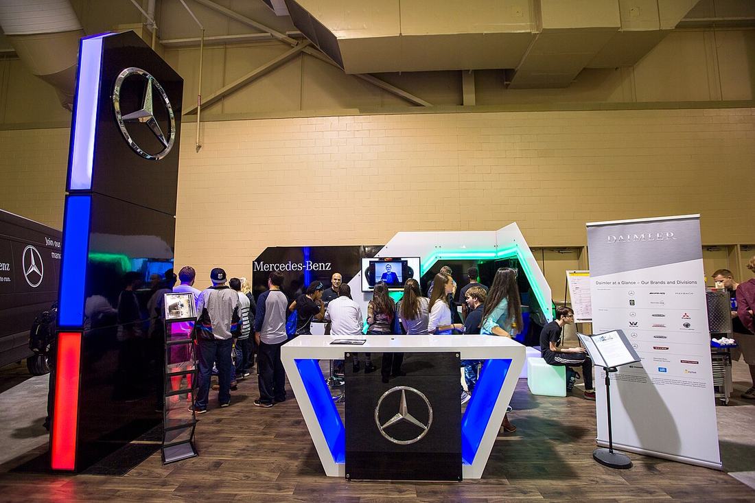 People at a career fair