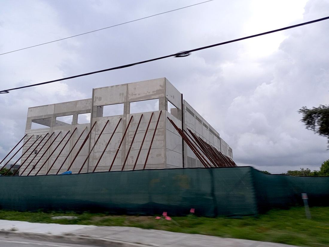 Construction work in Florida